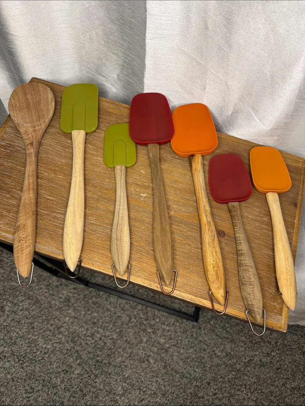 Paula Deen Signature Kitchen Tools Set Silicone Heads Wooden Handle Set of 7